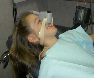 גז צחוק ו טיפול שיניים בהרדמה מלאה לילדים